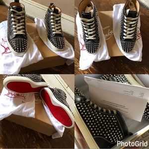 LOUIS SPIKES MEN'S FLAT
Christian Louboutin